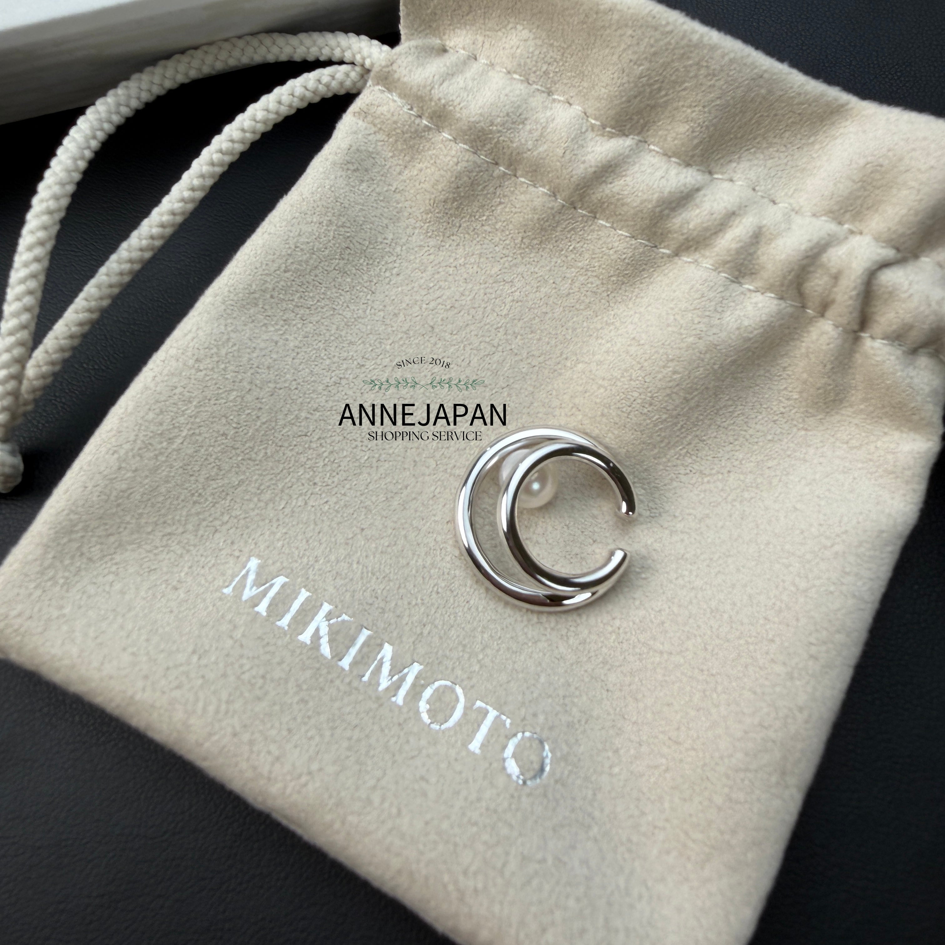 Akoya 珍珠約 6.5mm耳骨夾（單耳） 925 純銀（鍍銠處理）